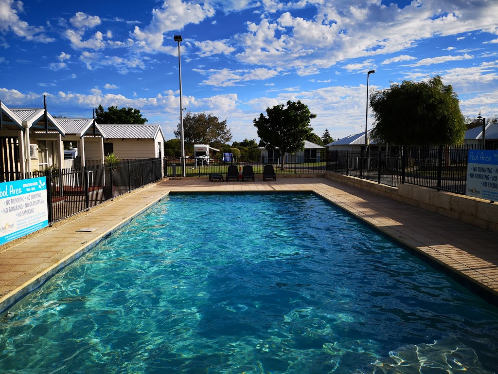 Ledge Point Holiday Park | campground | 742 Ledge Point Road, Ledge Point WA 6043, Australia | 0896552870 OR +61 8 9655 2870