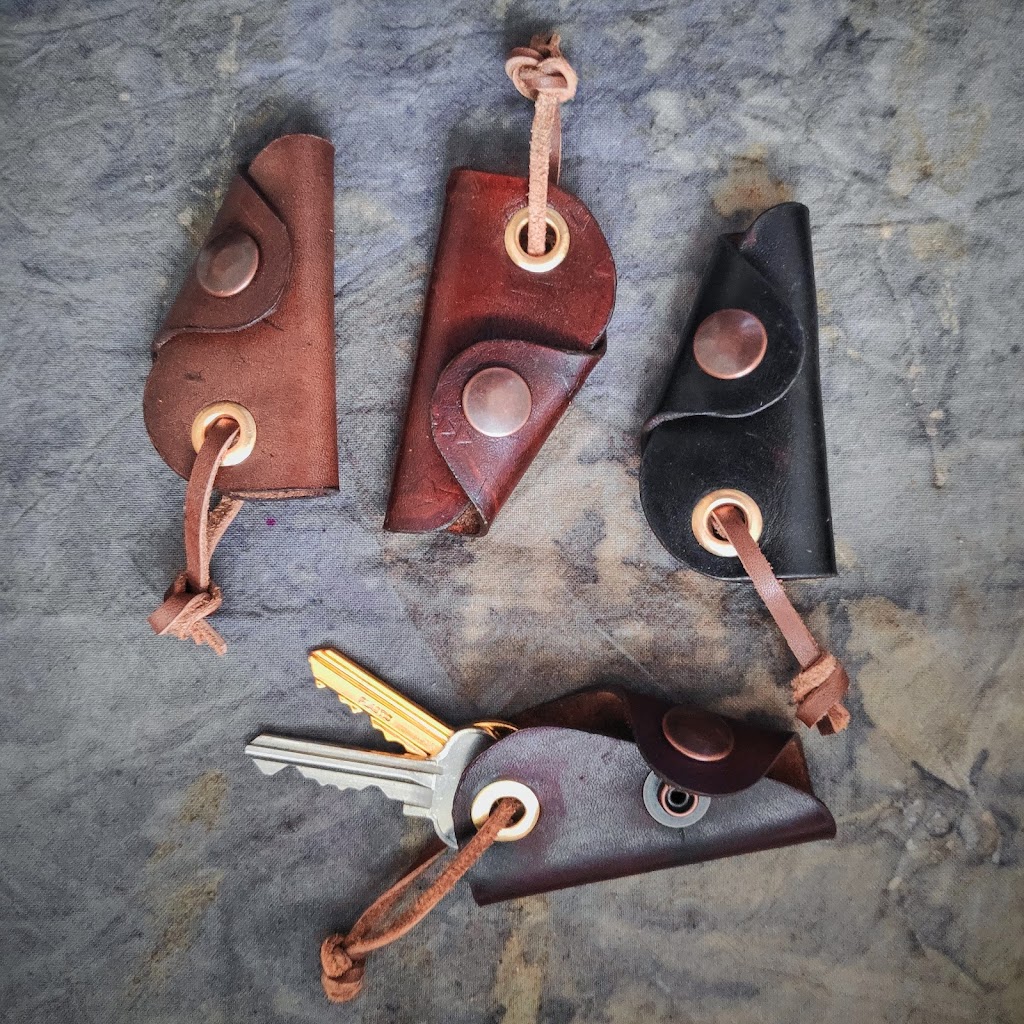 LetHerWork - leather accessories handcrafted in Melbourne | point of interest | 44 Rona St, Reservoir VIC 3073, Australia | 0456748680 OR +61 456 748 680