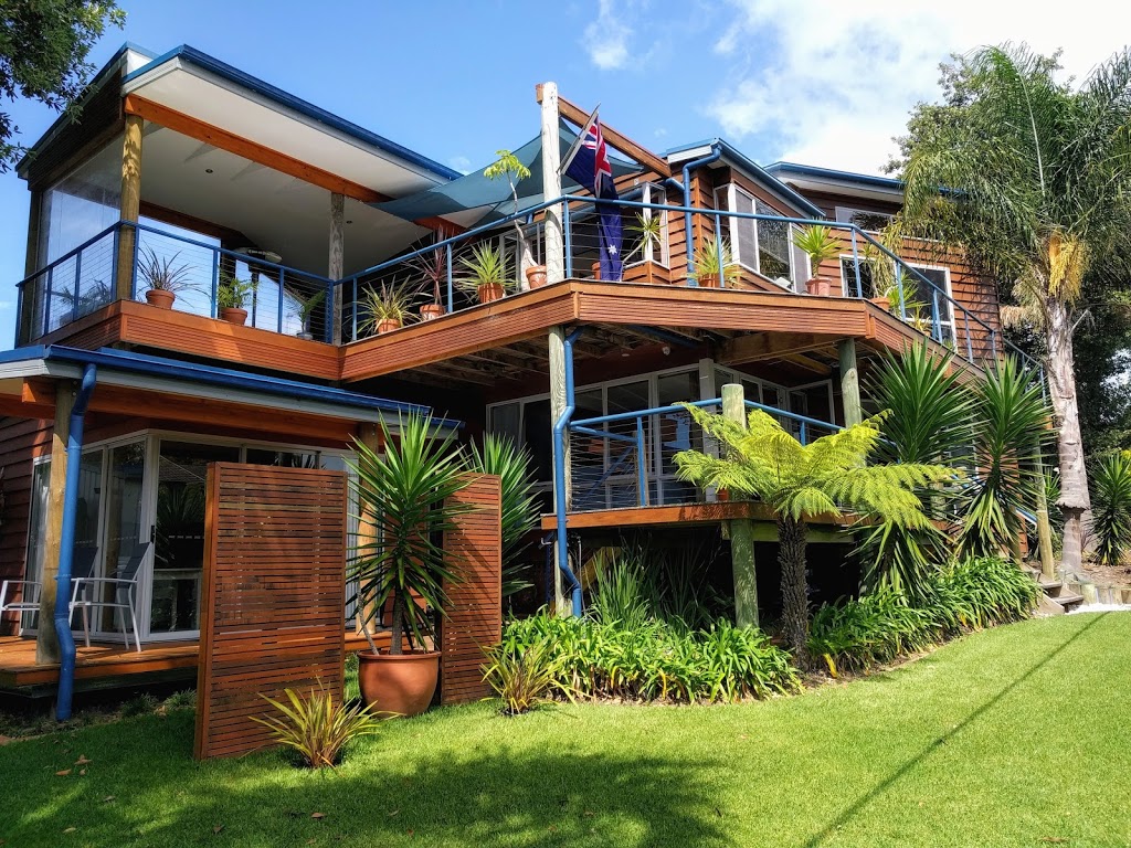 Surf House Narrawallee | lodging | 108 Matron Porter Dr, Narrawallee NSW 2539, Australia | 0416204232 OR +61 416 204 232