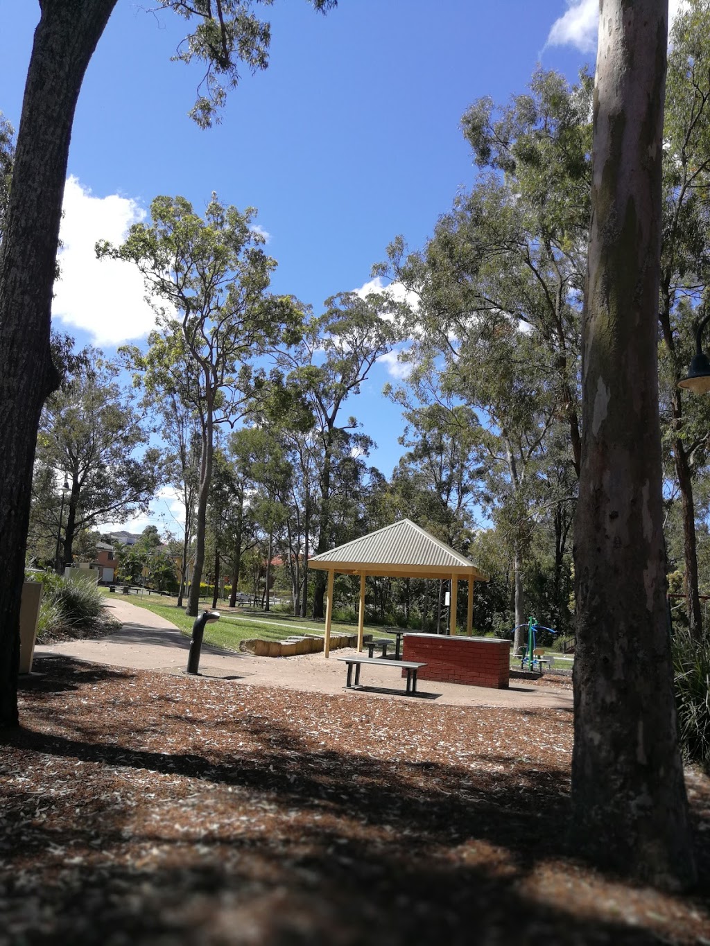 D.M. Henderson Park | park | MacGregor QLD 4109, Australia