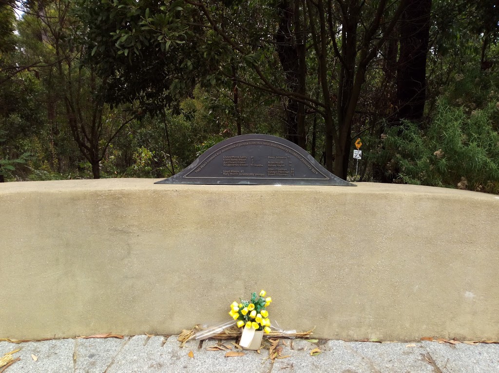 Black Saturday Bushfire Memorial | park | 1110 Whittlesea-Yea Rd, Kinglake West VIC 3757, Australia