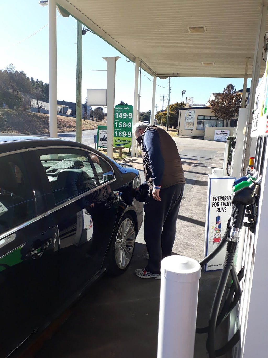 BP | gas station | 8 Sharp St, Cooma NSW 2630, Australia | 0264522303 OR +61 2 6452 2303