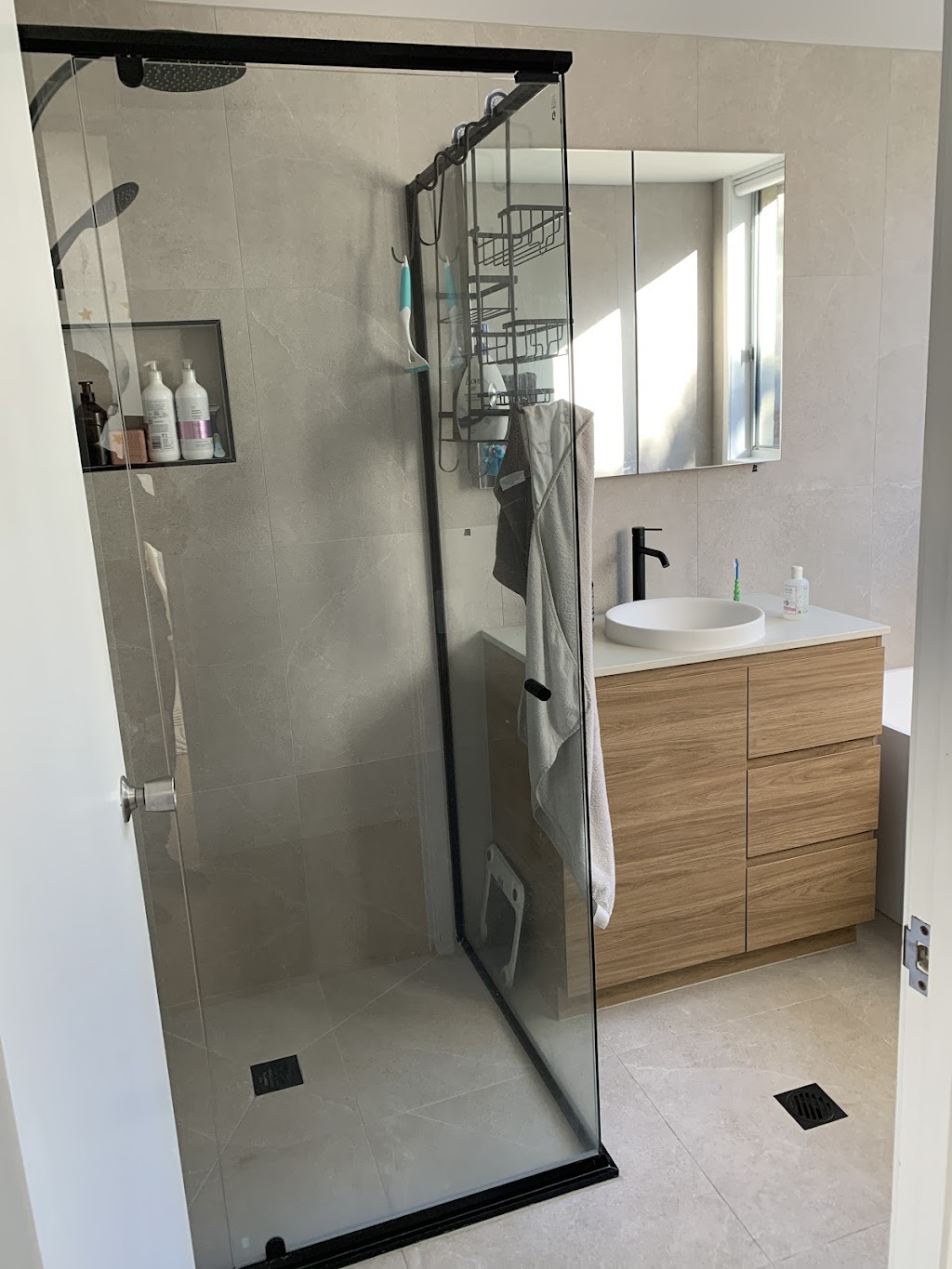 prolux screens | 15 Gatina Cres, Coomera QLD 4209, Australia | Phone: 0478 714 488