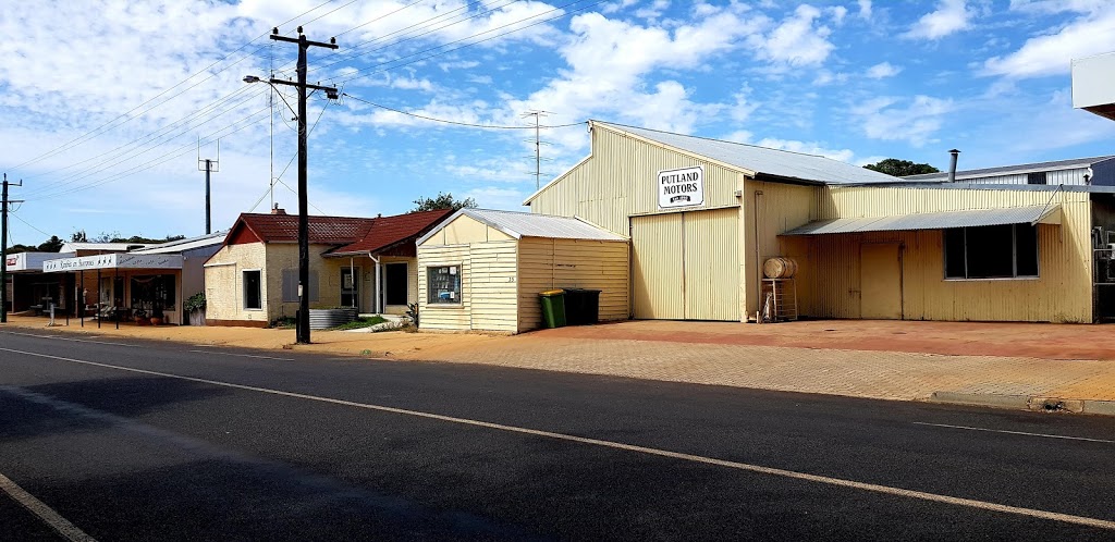 Gull Darkan Roadhouse | 9881 Coalfields Hwy, Darkan WA 6392, Australia | Phone: (08) 9736 1003