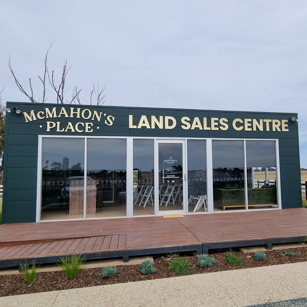 McMahons Place | 8759 Northern Hwy, Echuca VIC 3564, Australia | Phone: 0483 915 025