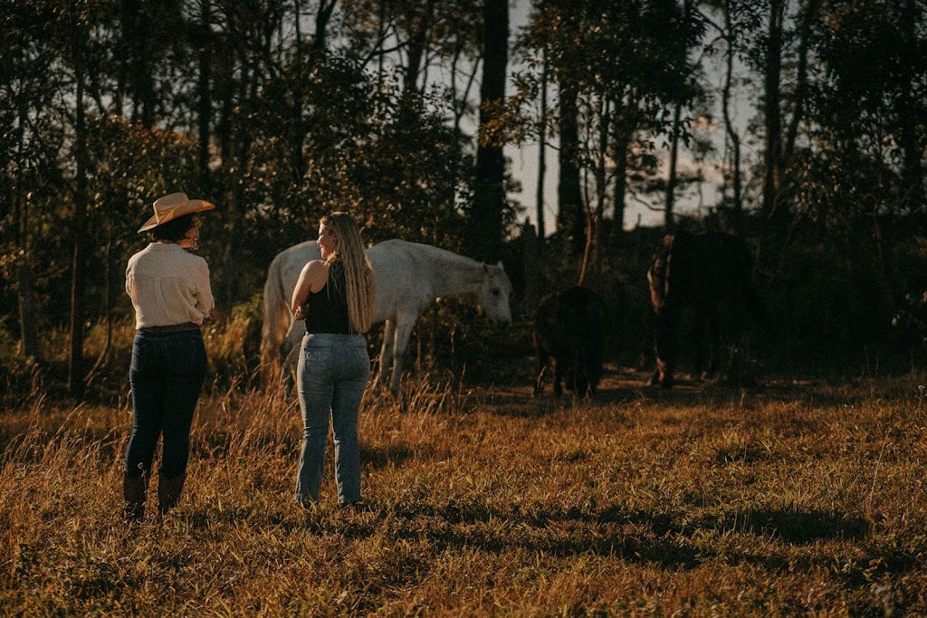 Finding Clarity Equine Assisted Therapy | Old Bagotville Rd, Bagotville NSW 2477, Australia | Phone: 0420 904 503