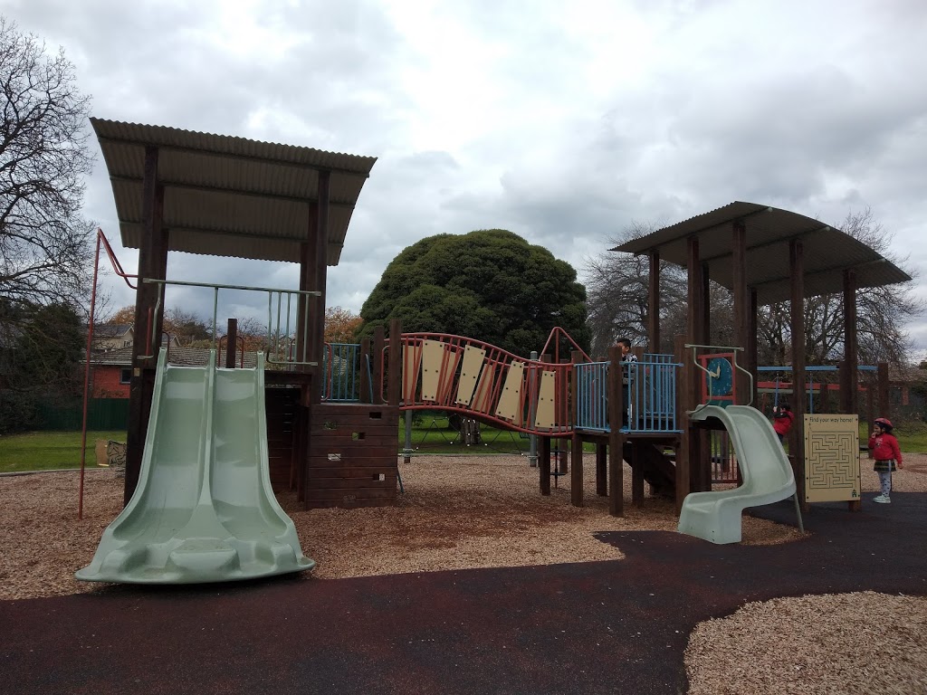 Riversdale Park | park | Camberwell VIC 3124, Australia | 0392784595 OR +61 3 9278 4595