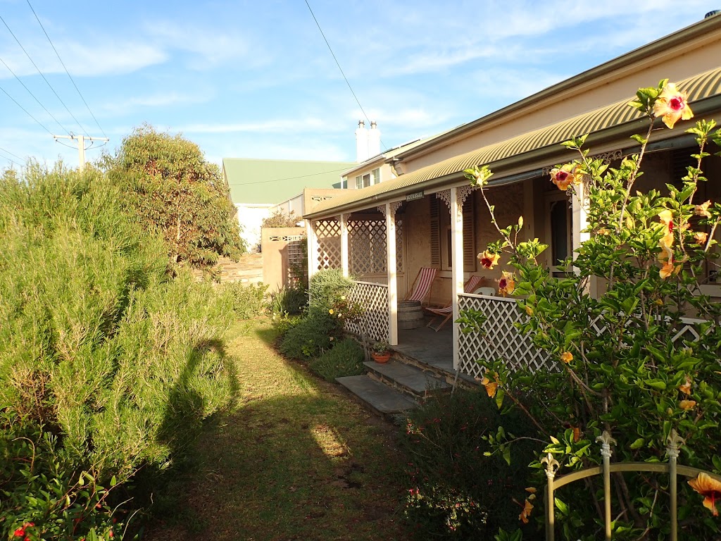 Rothesay, Port Elliot | lodging | 1 Barbara St, Port Elliot SA 5212, Australia | 0438001695 OR +61 438 001 695