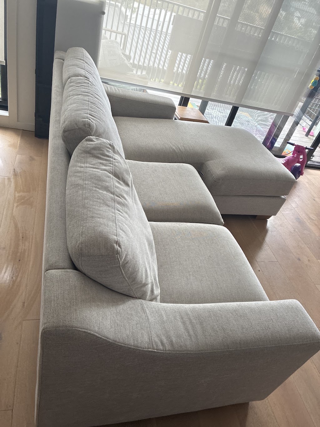 V Carpet Services | 13 Muir Way, Mernda VIC 3754, Australia | Phone: 0451 001 203