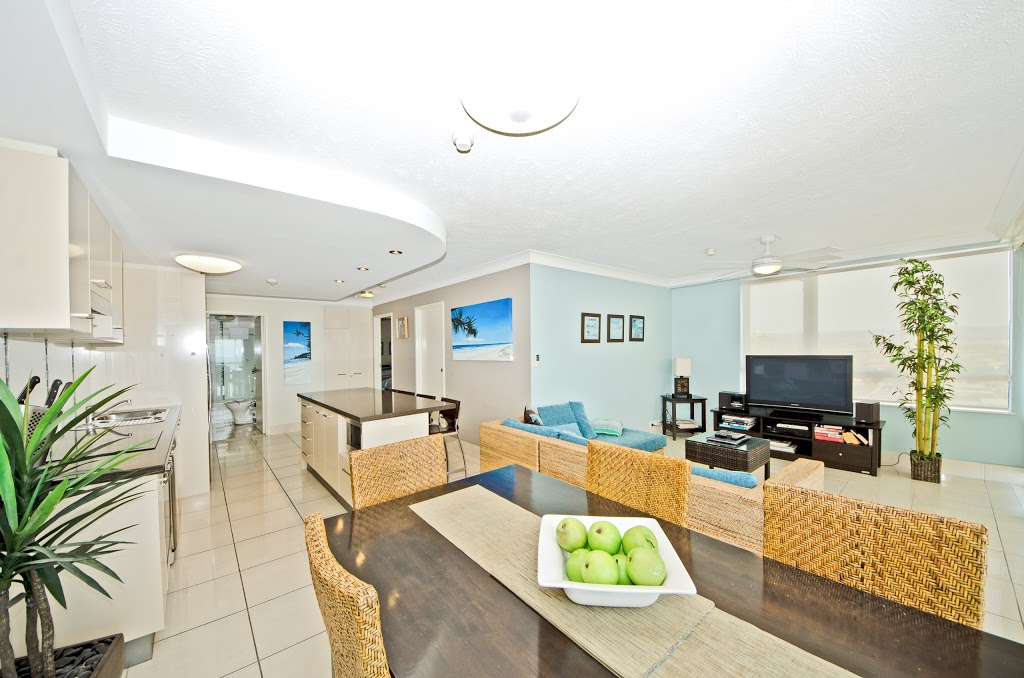 Burleigh Beach Tower | 52 Goodwin Terrace, Burleigh Heads QLD 4220, Australia | Phone: (07) 5598 9200