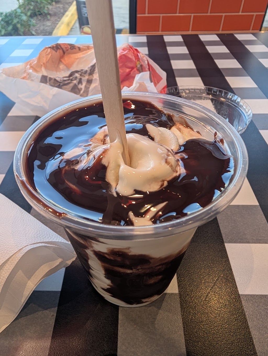 Hungry Jacks Burgers Ormeau | 49 Eggersdorf Rd, Ormeau QLD 4208, Australia | Phone: (07) 5547 6586