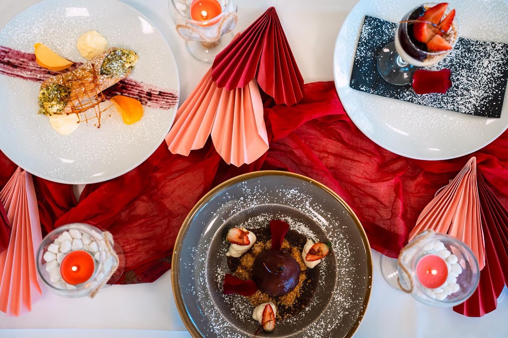 Flagstick Bistro Deniliquin | 1 Golf Club Rd, Deniliquin NSW 2710, Australia | Phone: 0468 339 740
