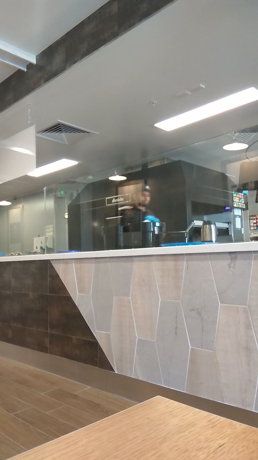 Dominos Pizza Scarborough | meal takeaway | Tenancy 3/22 Scarborough Beach Rd, Scarborough WA 6019, Australia | 0862423520 OR +61 8 6242 3520