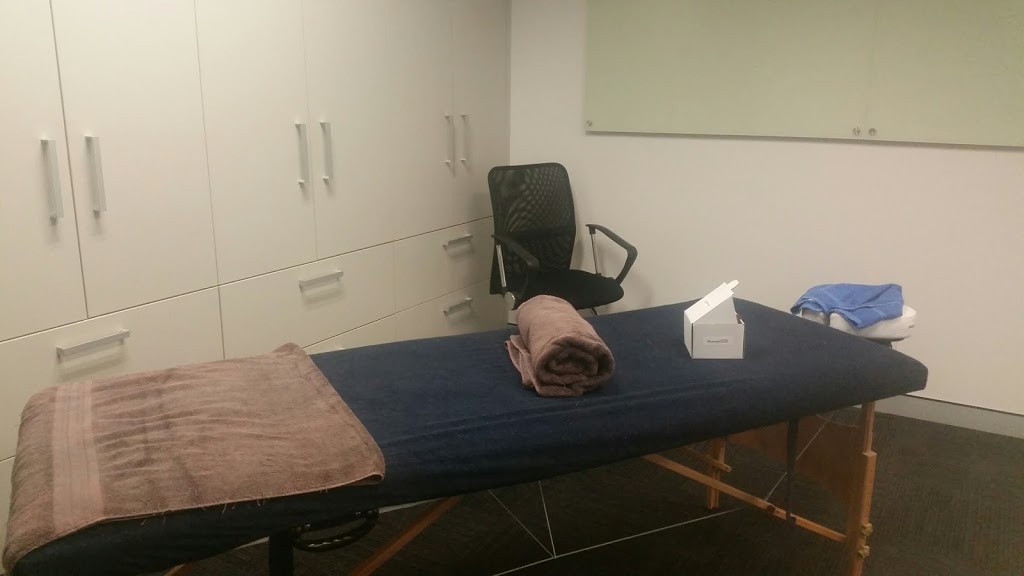 Massage4biz, office massage | 28 Cullen Ln, Maianbar NSW 2230, Australia | Phone: (02) 9527 9494