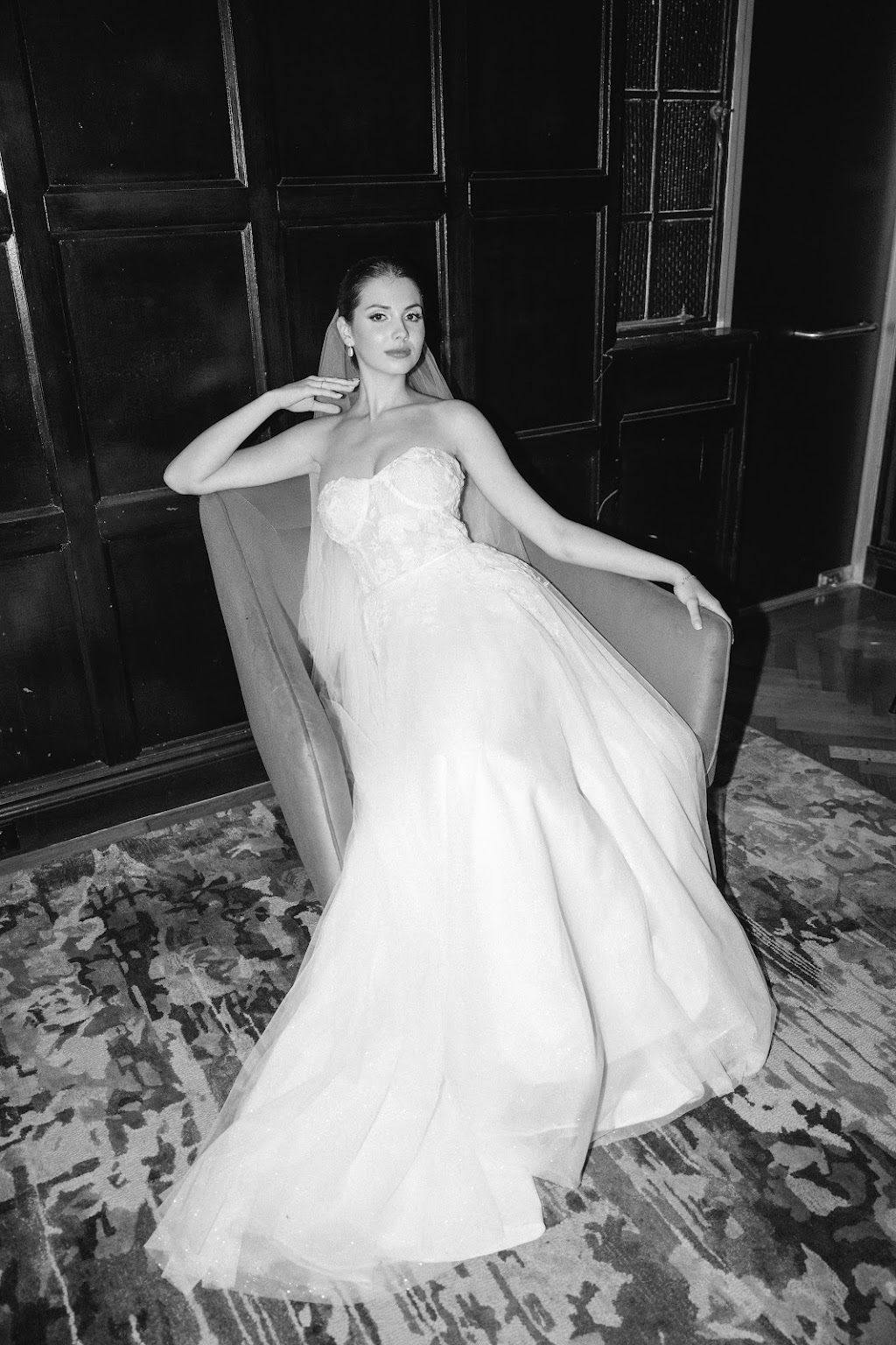 Bayside Bridal | Suite 19 (Basement Level/30-32 Cypress St, Redland Bay QLD 4165, Australia | Phone: 0415 713 014