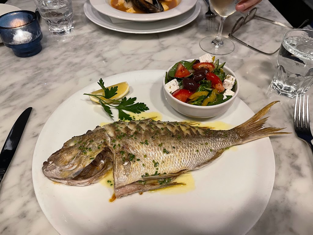 Fish at the Rocks | 29 Kent St, Millers Point NSW 2000, Australia | Phone: (02) 9252 4614