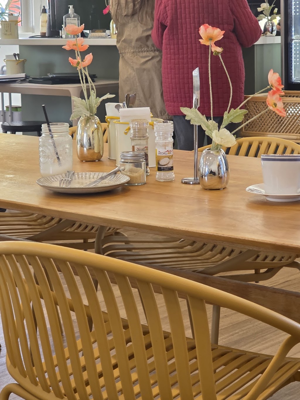 Iconic Cafe | 115-117 S Gippsland Hwy, Tooradin VIC 3980, Australia | Phone: (03) 5993 5960