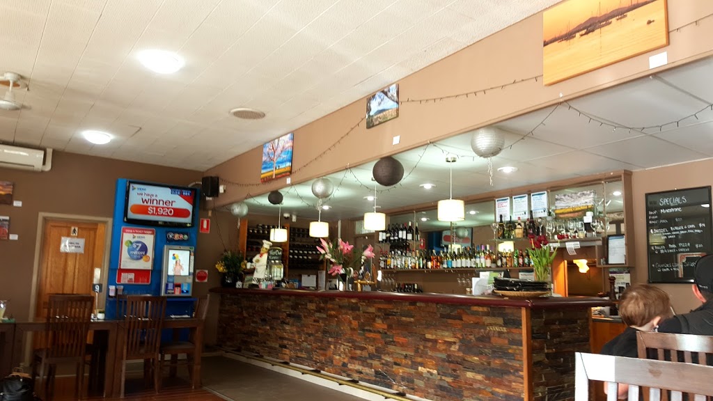 Little River Hotel Motel | 10/14 Flinders St, Little River VIC 3211, Australia | Phone: (03) 5283 1113