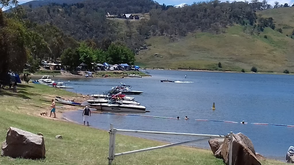 Lake Lyell Recreation Park | park | Magpie Hollow Rd, Lithgow NSW 2790, Australia | 0263556347 OR +61 2 6355 6347