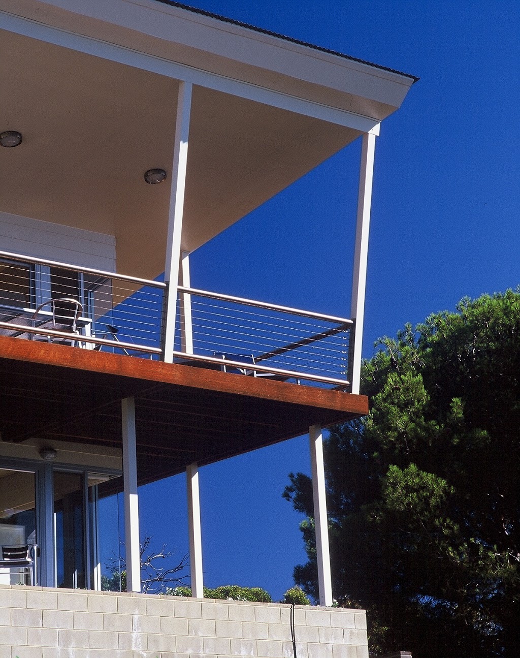 The Observatory Luxury Beach House | 9 Olivebank Cres, Victor Harbor SA 5211, Australia | Phone: 0421 328 984