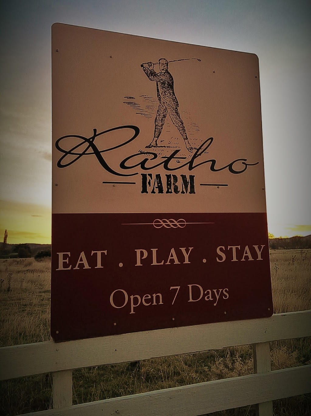 Ratho Farm Golf | 2122 Highland Lakes Rd, Bothwell TAS 7030, Australia | Phone: (03) 6259 5553