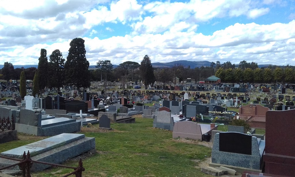 Yan Yean Public Cemetery | cemetery | 2265 Plenty Rd, Yan Yean VIC 3755, Australia