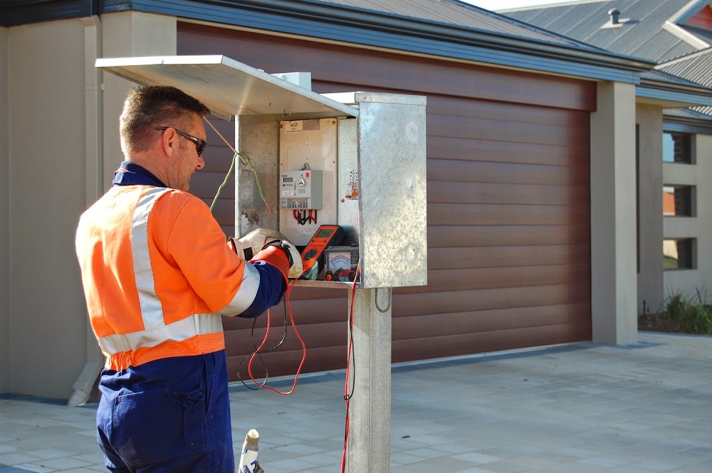 Direct Electrics | electrician | 10 ONeill Pl, Bedfordale WA 6112, Australia | 0894980666 OR +61 8 9498 0666