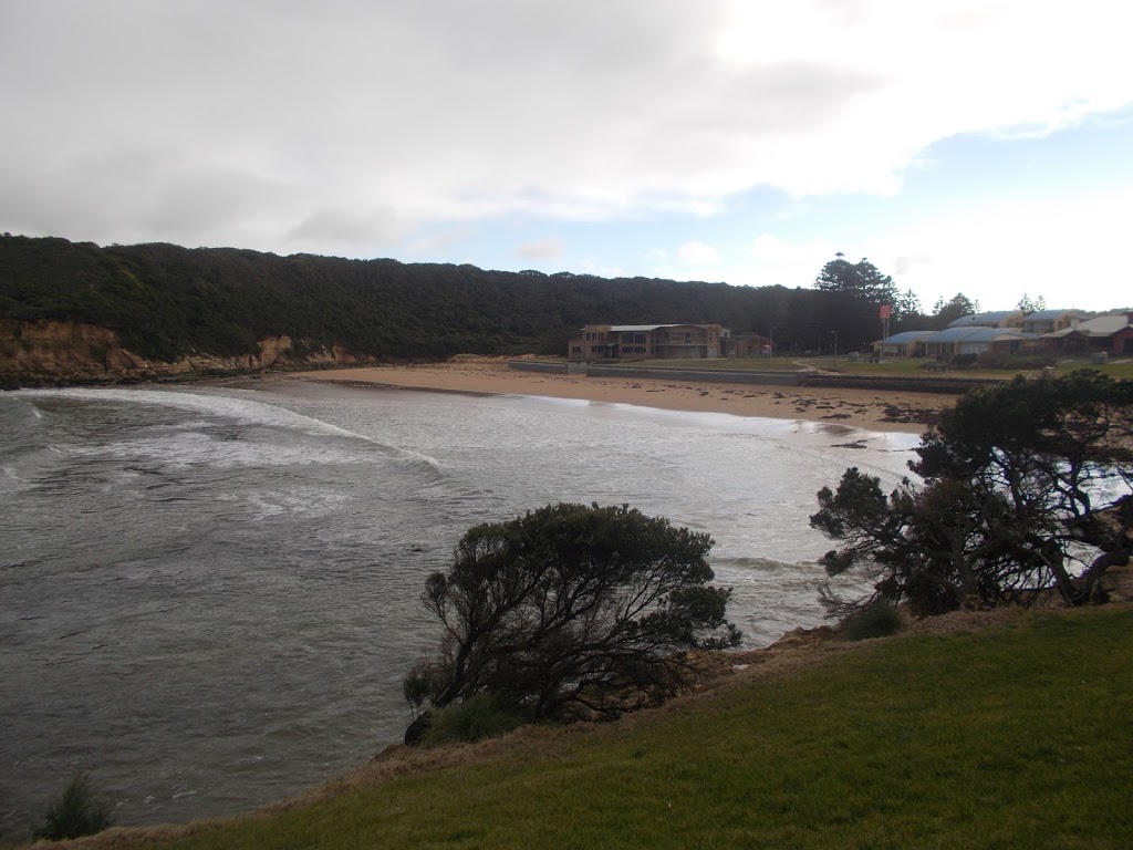 诺福克松 | park | 12 Lord St, Port Campbell VIC 3269, Australia