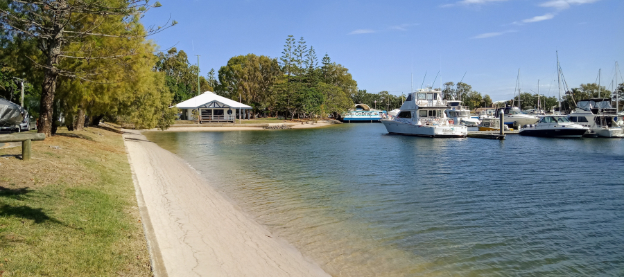 Gold Coast Fishing Spots - Marina Park | park | Marina Cres, Hollywell QLD 4216, Australia