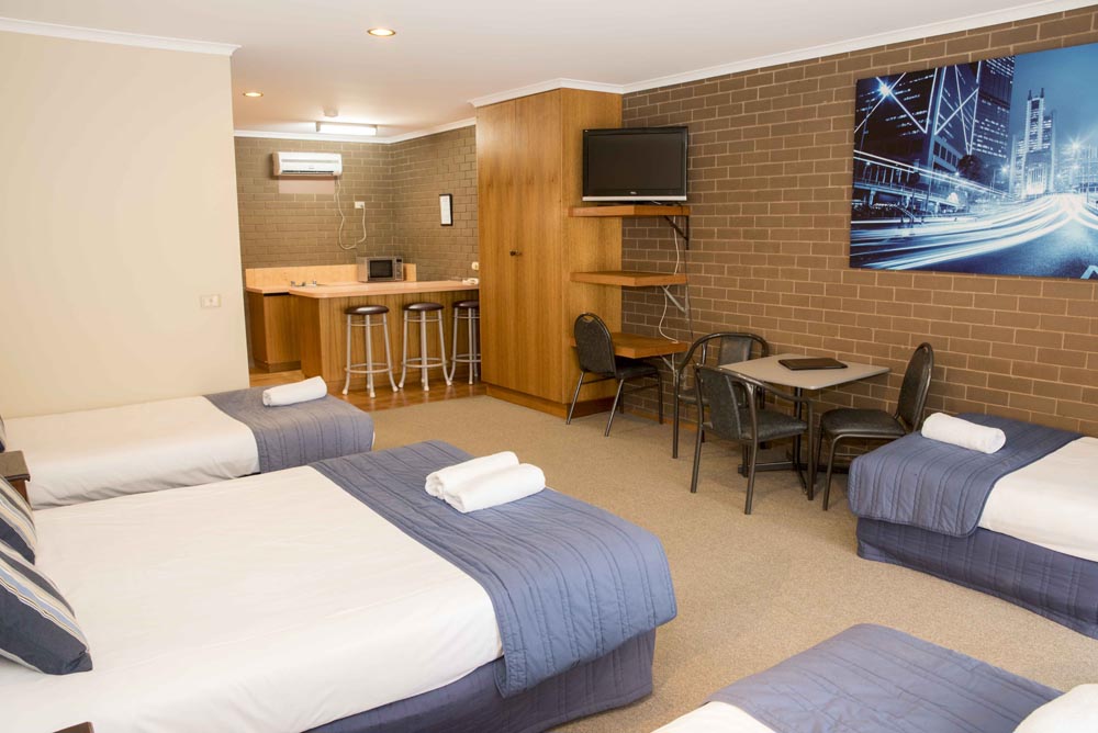 Barooga Country Inn Motel | Golf Course Rd, Barooga NSW 3644, Australia | Phone: (03) 5873 4357