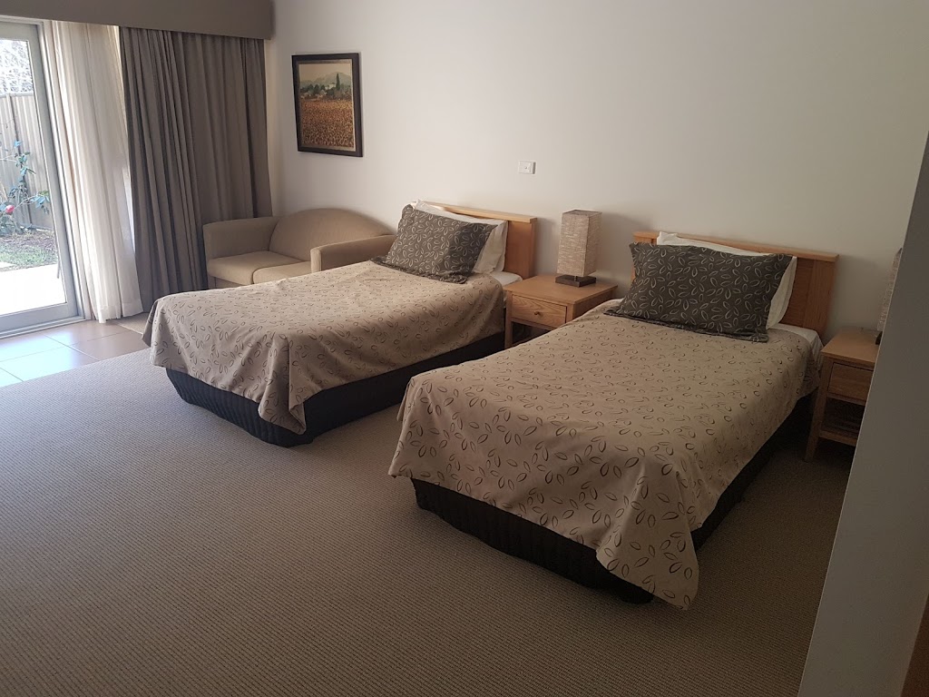 Apartments on Delany | 91 Delany Ave, Bright VIC 3741, Australia | Phone: (03) 5755 1509