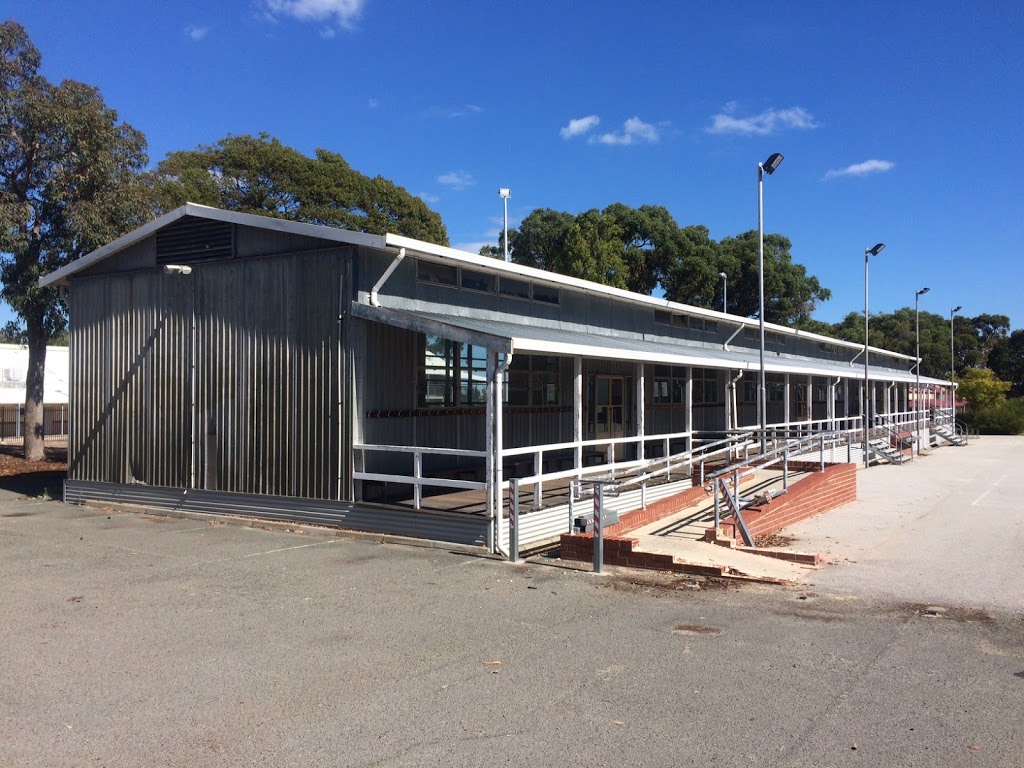 Doubleview Primary School | school | 273 Flamborough St, Doubleview WA 6018, Australia | 0893927400 OR +61 8 9392 7400