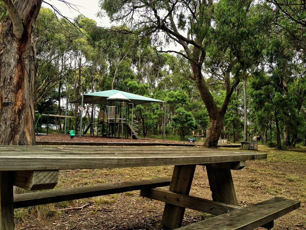 Harrison Reserve | park | 53 Briardale Ave, Enfield VIC 3352, Australia