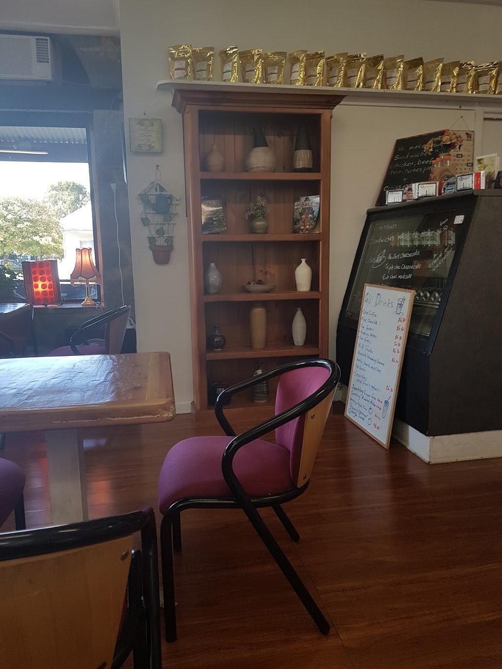Bluestone Cafe | restaurant | 302 Drummond St S, Ballarat Central VIC 3350, Australia | 0481385580 OR +61 481 385 580