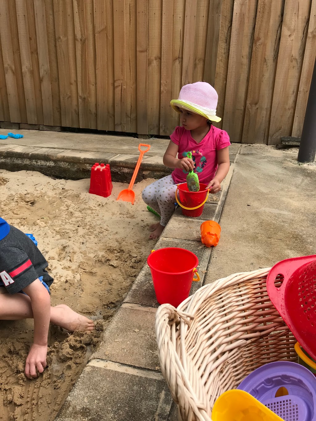 Good Hands Child Care Centre | 1 Saddington St, South Turramurra NSW 2074, Australia | Phone: (02) 9402 9410