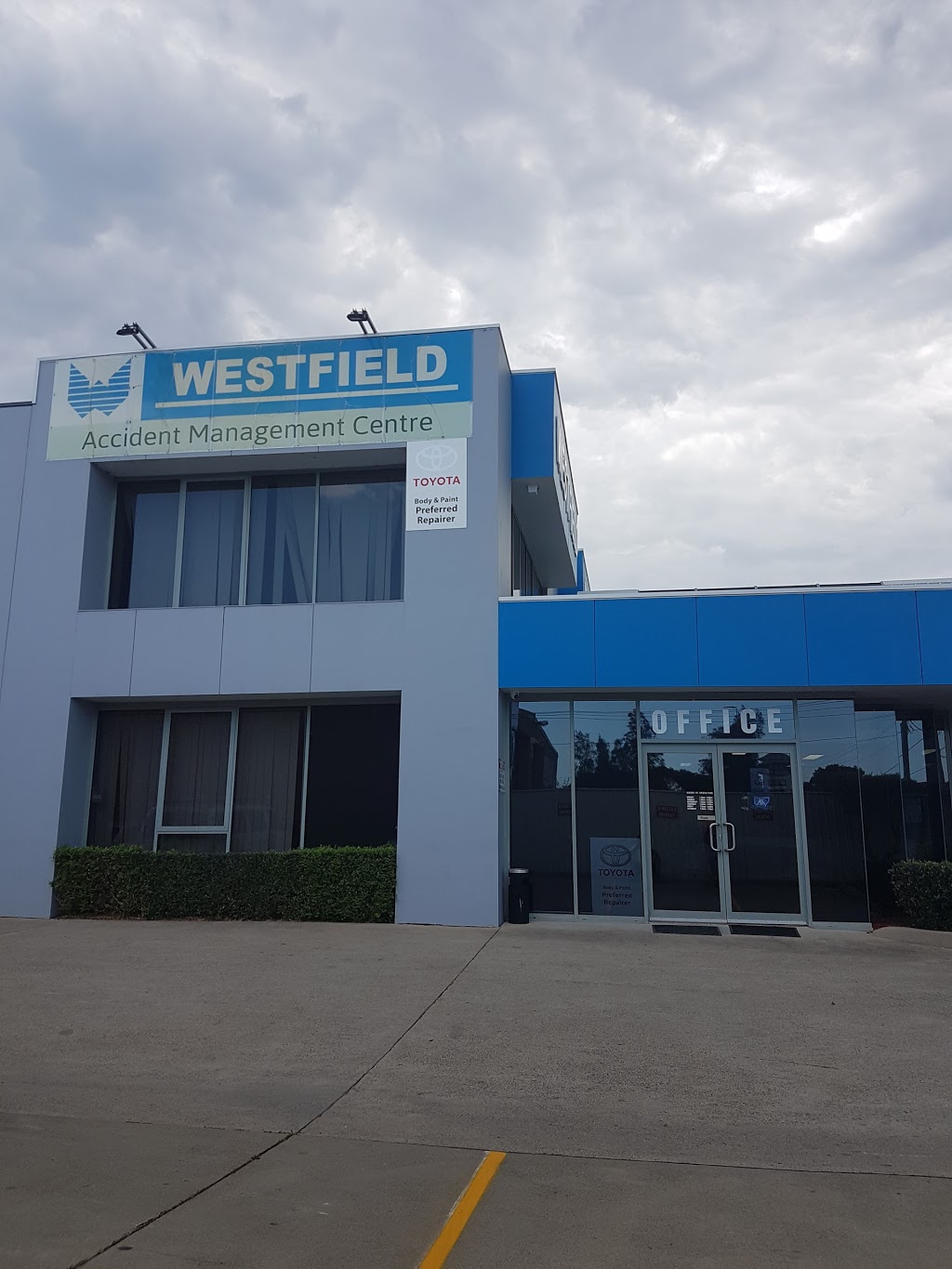 Westfield Auto Body Repairs | car repair | 20-22 Tangerine St, Fairfield East NSW 2165, Australia | 0297268866 OR +61 2 9726 8866