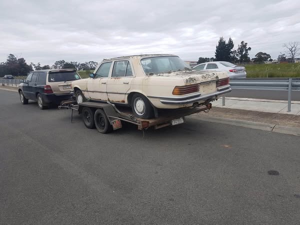 Courtneys towing | Laidlaw Dr, Delacombe VIC 3356, Australia | Phone: 0431 622 540