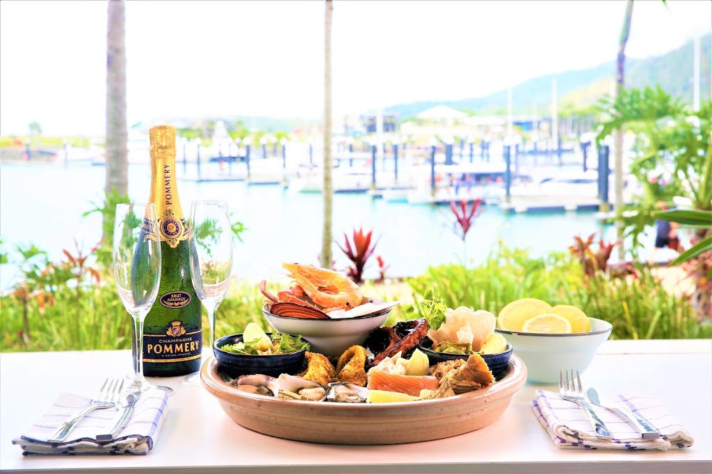 The Boathouse FishBar | Shop16/33 Port Of Airlie Drive, Airlie Beach QLD 4802, Australia | Phone: (07) 4911 4187