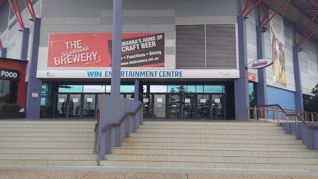 WIN Stadium | 46 Harbour St, Wollongong NSW 2500, Australia | Phone: (02) 4220 2800