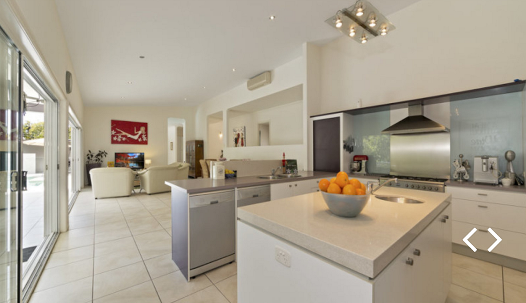 Professionals Noosa | real estate agency | 67 Orealla Cres, Sunrise Beach QLD 4567, Australia | 0754307700 OR +61 7 5430 7700