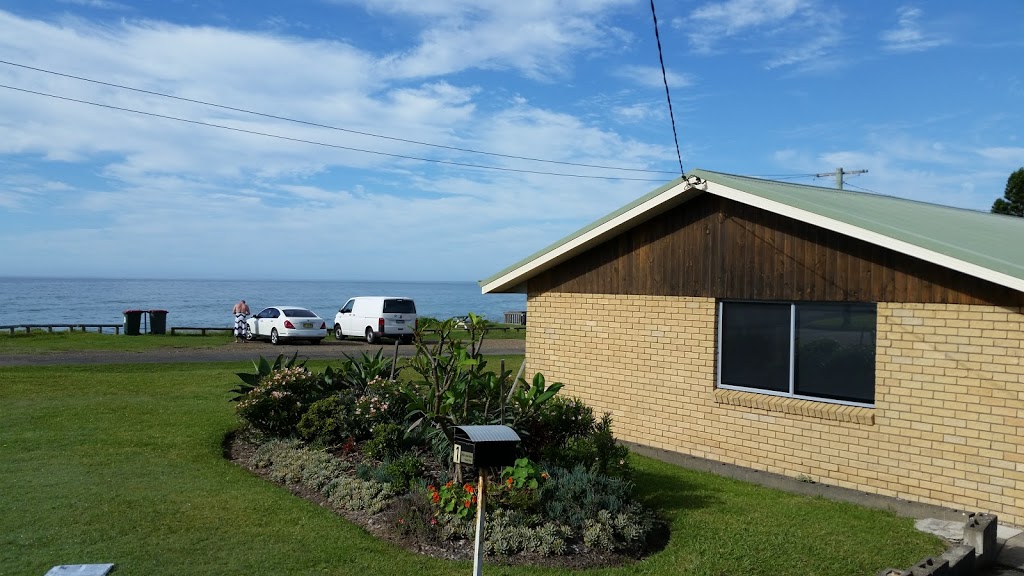 Pippies on the Beach | lodging | 1 Ocean Dr, Wallabi Point NSW 2430, Australia | 0414960543 OR +61 414 960 543