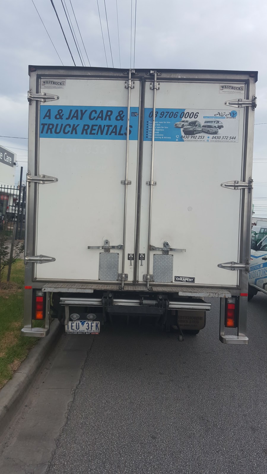 A & Jay Car Rentals | car rental | 3 Plunkett Rd, Dandenong VIC 3175, Australia | 0397060006 OR +61 3 9706 0006