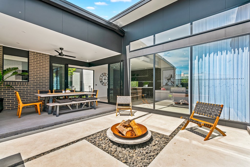 Virtue Homes Display Home Traralgon | 5 Regiment Lane, Traralgon VIC 3844, Australia | Phone: 0400 303 604