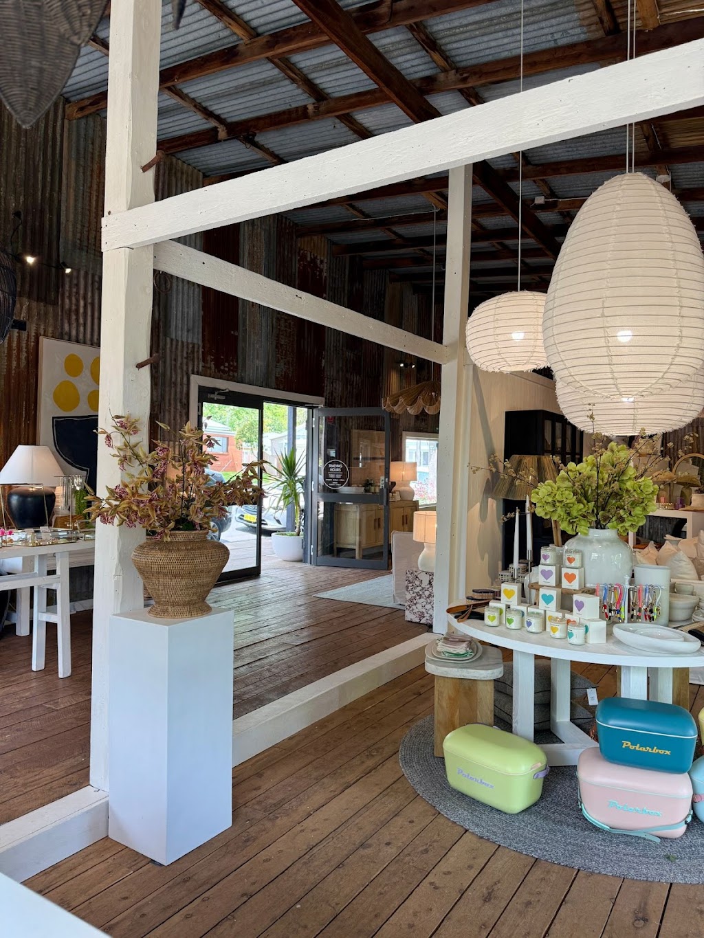 The White Place | 19 Pym St, Millthorpe NSW 2798, Australia | Phone: 0403 638 661