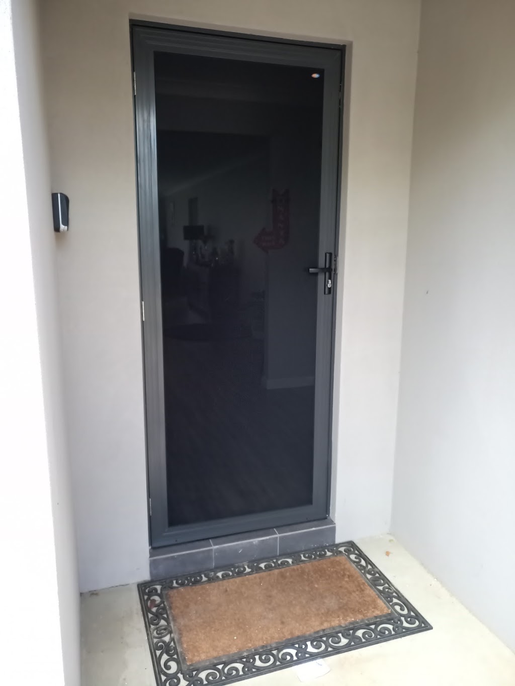Bathurst security doors | 9a Irving Pl, Robin Hill NSW 2795, Australia | Phone: (02) 6331 7115