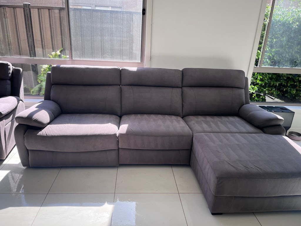 V Carpet Services | 13 Muir Way, Mernda VIC 3754, Australia | Phone: 0451 001 203