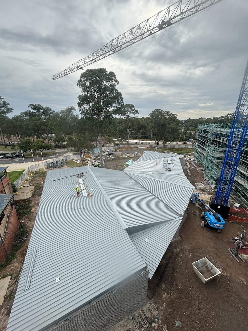 ABOVE THE REST ROOFING SOLUTIONS (AUST) PTYLTD | Budgewoi Rd, Noraville NSW 2263, Australia | Phone: 0409 153 664