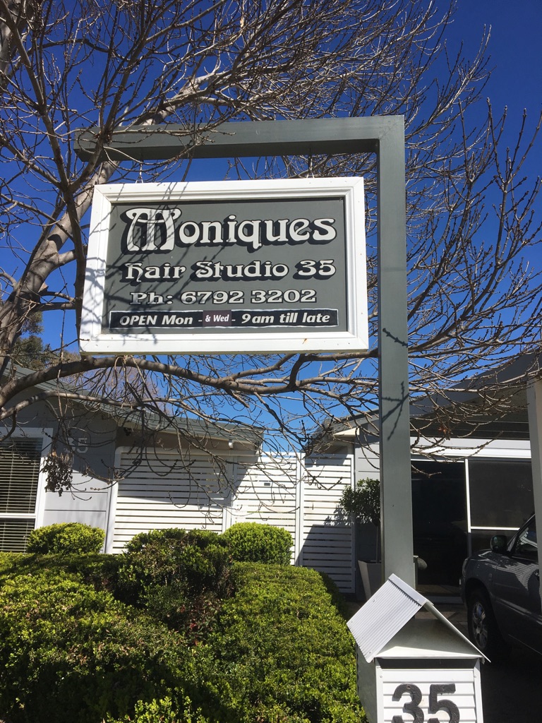 Moniques Hair Studio | hair care | 35 Deran St, Narrabri NSW 2390, Australia | 0267923202 OR +61 2 6792 3202