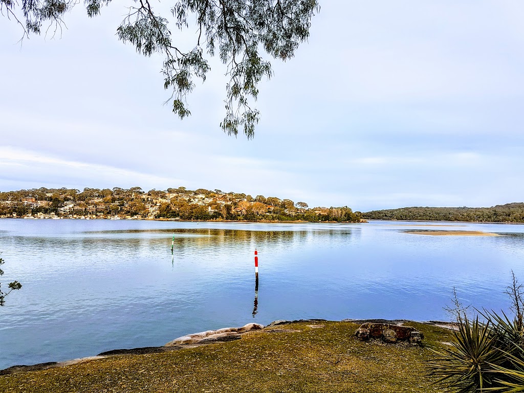 Youthworks Outdoors Deer Park |  | 1 Rathane Telford Rd, Royal National Park NSW 2233, Australia | 0285253100 OR +61 2 8525 3100