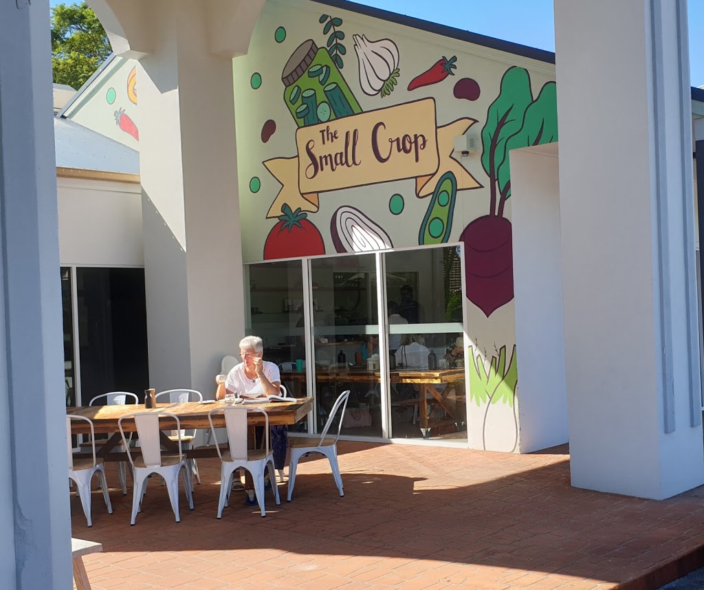 The Small Crop | cafe | 1/210 West Ave, Wynnum QLD 4178, Australia | 0731618634 OR +61 7 3161 8634